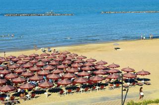 Apartment in Roseto Degli Abruzzi - 8