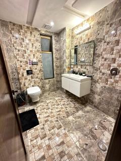 Air avenue luxury appartment phase 8 DHA lahore - 2