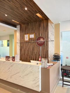Alltrue Lite Hotel Nagoya Hill Batam - 9