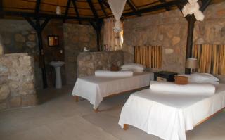 Kapika Waterfall Lodge - Epupa - 9
