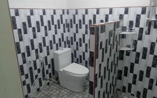 khlongnin Householder - 6