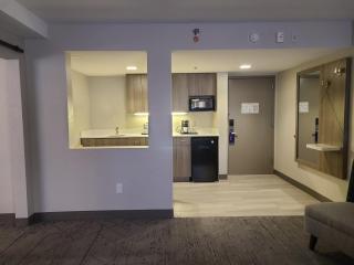 Holiday Inn Express Fort Lauderdale North - Executive Airport by IHG - 3