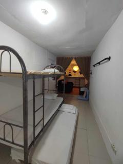 L1 Hostel Quezon City - 2