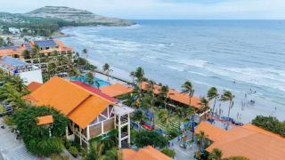 Hon Rom Central Beach Resort - 0