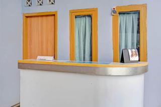 OYO 95060 Ahzafani Homestay Syariah - 9