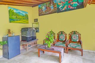 OYO 95060 Ahzafani Homestay Syariah - 3