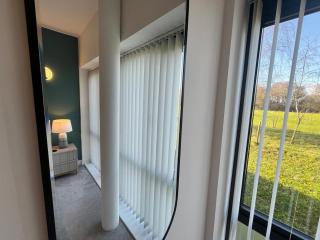 Modern Hawthorn Stay, New Forest Escape - 1