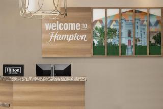 Hampton Inn & Suites Baton Rouge Downtown - 7