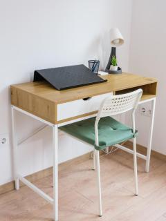 Sophie Studio - Top center, Cozy & Work-Friendly near AUBG, Free streaming platforms - 7