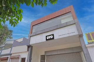 Hotel O Aditya Galaxy Inn - 5