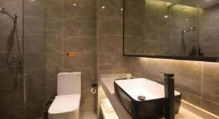 IU Hotel·Chongqing XinPAI·fang Fortune Centre - 8