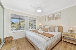 Upper Deck On Dobell - 2