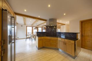 Chalet Chevalier, gym, hot tub, sauna - 7