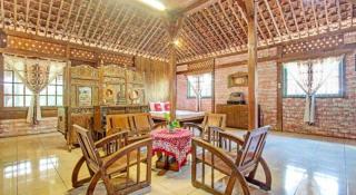 Hotel O Omah Baturan Syariah - 9