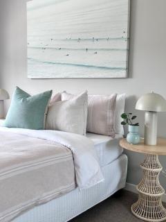 The Ebb Luxury Retreat - Just steps to the beach! - 2