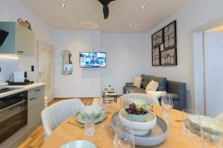 FlowApartment Hof, 24h Checkin, IR-Sauna, Parkplatz, WLan250Mbit - 1