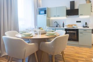 FlowApartment Hof, 24h Checkin, IR-Sauna, Parkplatz, WLan250Mbit - Hof - 8