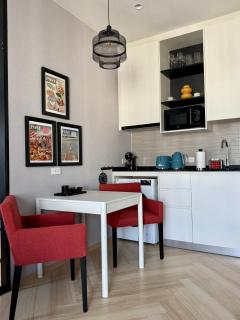 The Title Legendary Vintage Gloss - 1