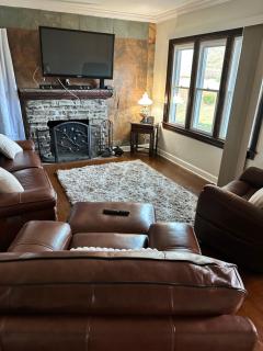 Gem In The Heart of Mill Creek - 0