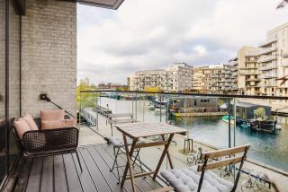 Water Front View - Prime Apartment - 4