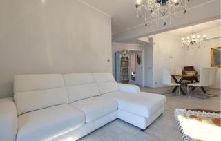 Beautiful Apartment In Gioiosa Marea With Wifi - 9