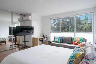 Stylish 2BR Brunswick Home - 0