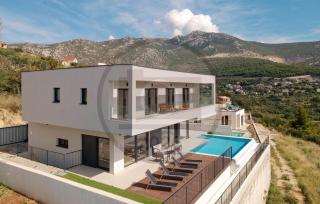 Amazing Home In Klis With Private Swimming Pool, Can Be Inside Or Outside - 0