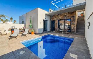 Nice Home In Rojales - 0