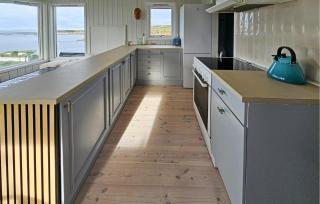 Lovely Home In Gressvik With House A Panoramic View - 4