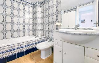 Gorgeous Apartment In Peníscola With Wifi - 1