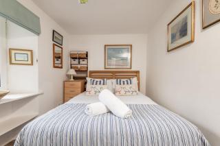 The Mini Mansion - Elie - 0