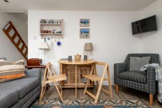 The Mini Mansion - Elie - 2