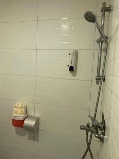 Dengba International Youth Hostel - Shenzhen Futian Convention and Exhibition Center Branch - 4