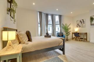 Comfort Living Corporate Rooms with Ensuite Collection - 9