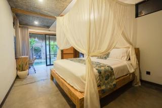 Heliconia Joglo House - 7