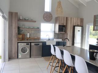 House Bailey Shelley Point - 1