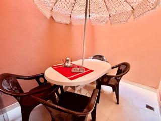 Charmant, terrasse intime, près du centre - 3