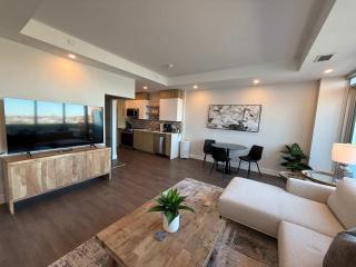 Waterfront penthouse 1 Bedroom with 6 appliances - 1