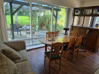 Hawick - House - Sleeps 9 - Hot Tub - 6