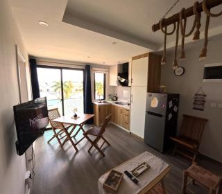 Cozy 1BR Steps to the Beach and Amenities - 7