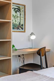 The Queens Bridge Boutique Designer Suite - 1