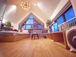 ROOFTOP SKY View H - 5