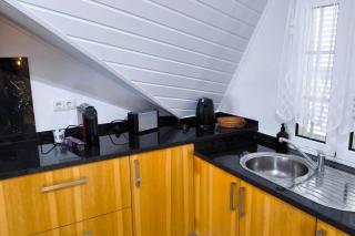 Banda Além Apartment by Mth - 5