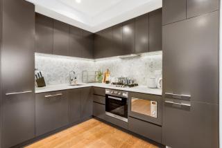 Elegant &Exquisite-High view 2B2B Central Box Hill - 6