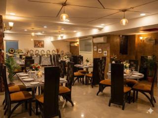 Hotel Grand Manor - 7