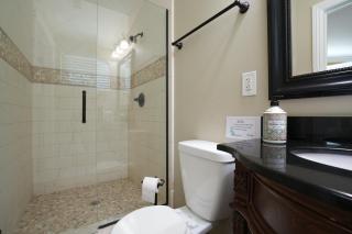 Sweet 4 bedroom, 3 bath plus Loft Bedroom, Pool Home - 8