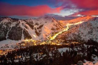 2 Miles to Palisades Ski Resort w Free Shuttle! - 9