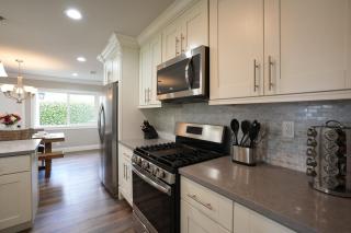 4 bedroom, 3 bathrooms Pool Home - 8