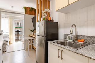 Cozy Tagaytay Stay 4 Pax Studio w FREE Parking - Kaybagal - 4