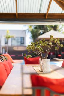 Twin Palms 4BRM Coastal Retreat with Pool & BBQ - 8